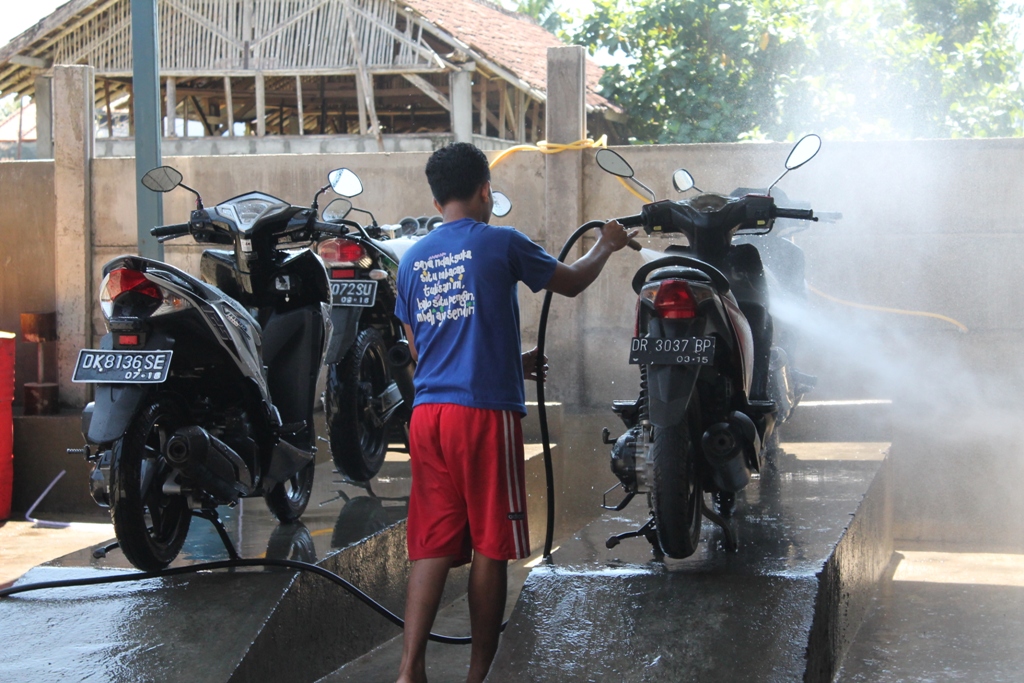 bisnis-cuci-motor