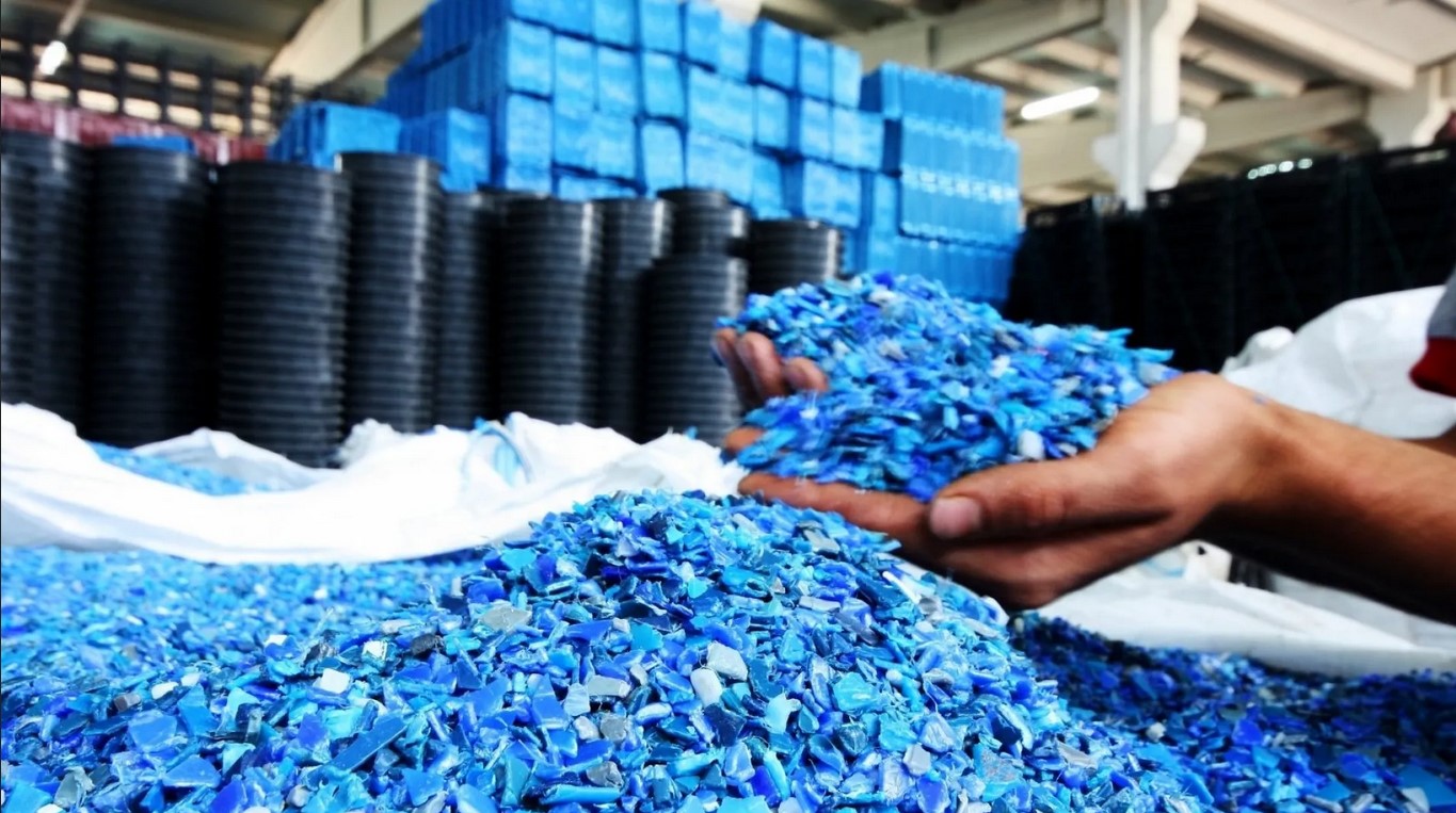 cara-pemanfaatan-limbah-plastik